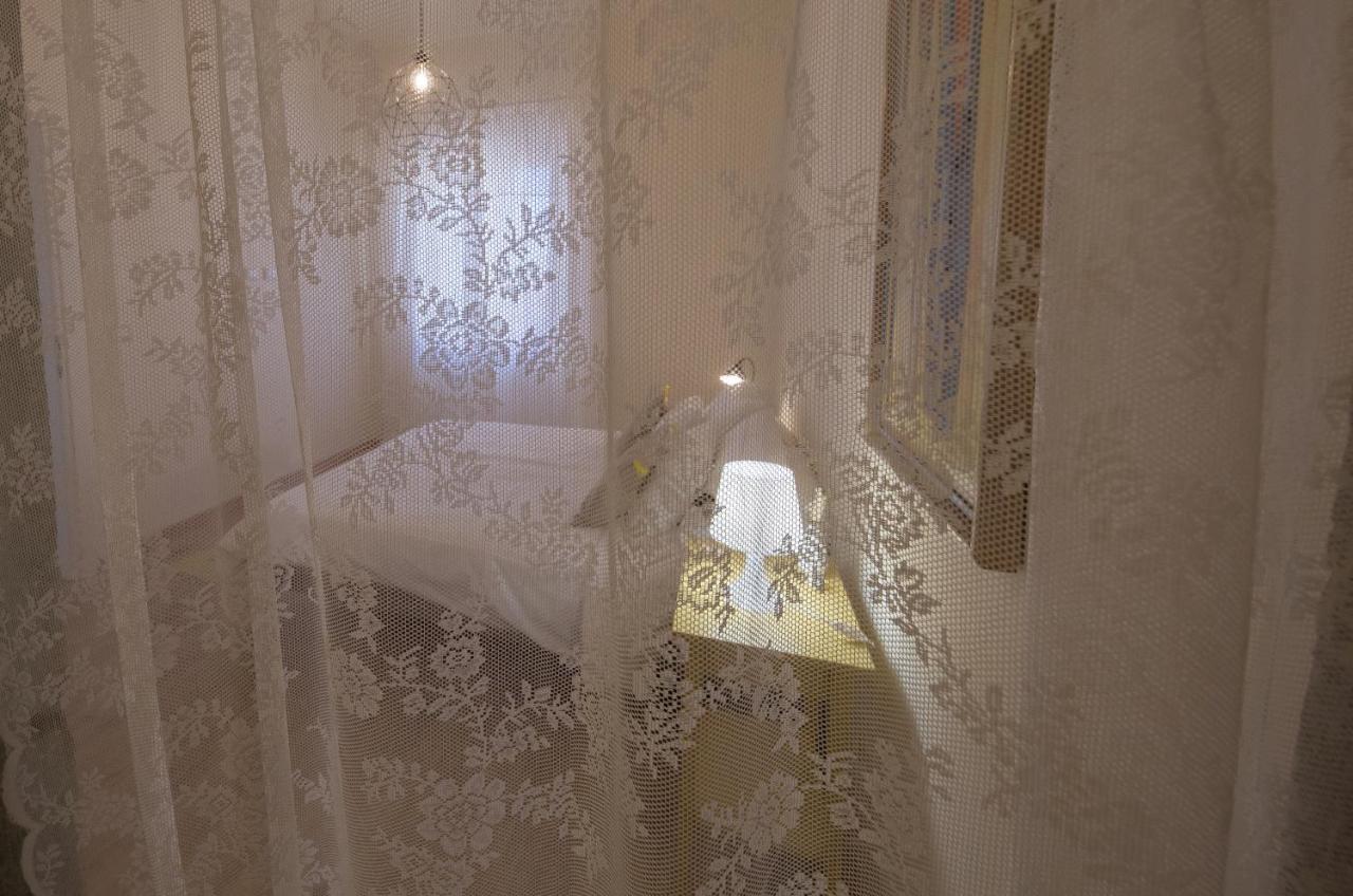 B&B In Acquaviva Livorno Exteriör bild