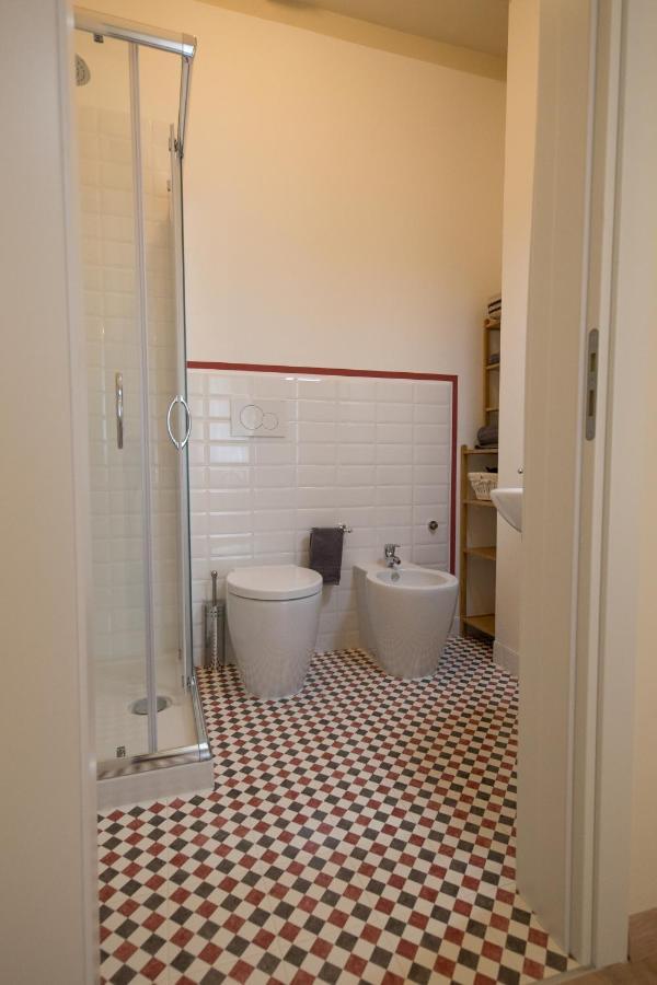 B&B In Acquaviva Livorno Exteriör bild